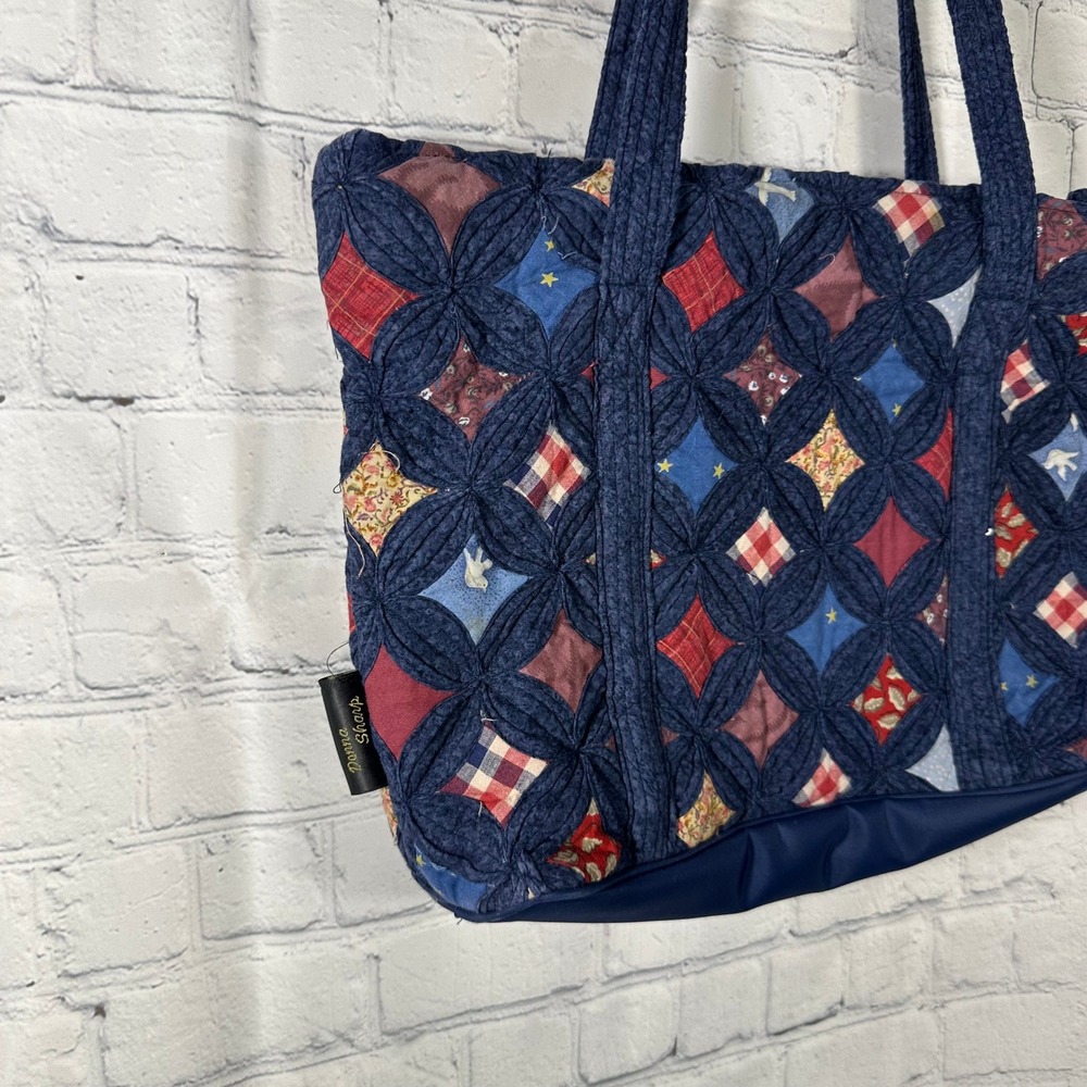 Donna Sharp Quilted Tote Bag Cathedral Window Patchwork Navy Blue Red - Picture 3 of 15